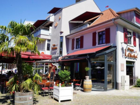living TIMELESS - Apartments zum roten Lamm, zentrale Lage in Bad Krozingen in der Fußgängerzone am Kurpark und Vita Classica